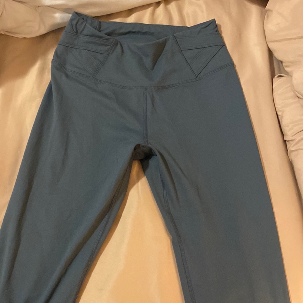 Great leggings grayish blue green not sure